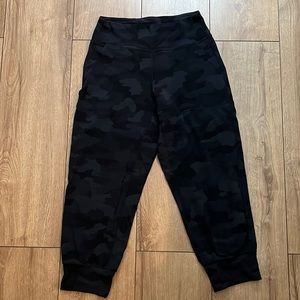 Lululemon Align Jogger crop
